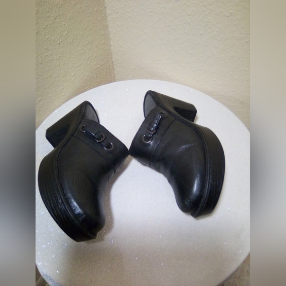 Born Black Leather Slip-On Loafers Classic Comfort - Picture 4 of 11